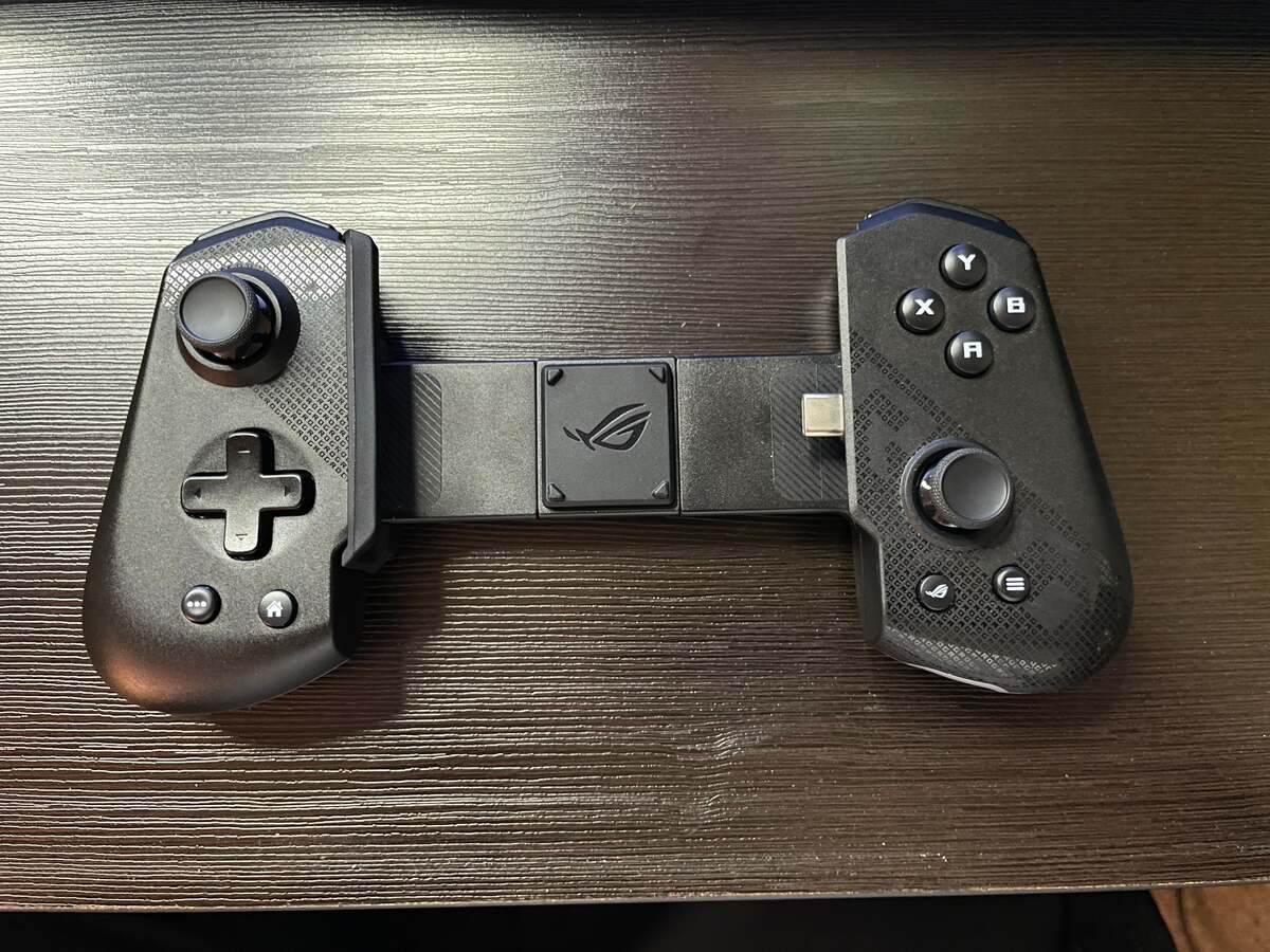 Asus ROG Tessen - вершина мобільних ігрових контролерів