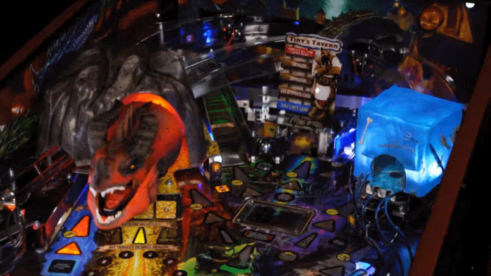 Цей новий пінбольний автомат Dungeons & Dragons відправить вас в епічну пригоду всього за $7,000